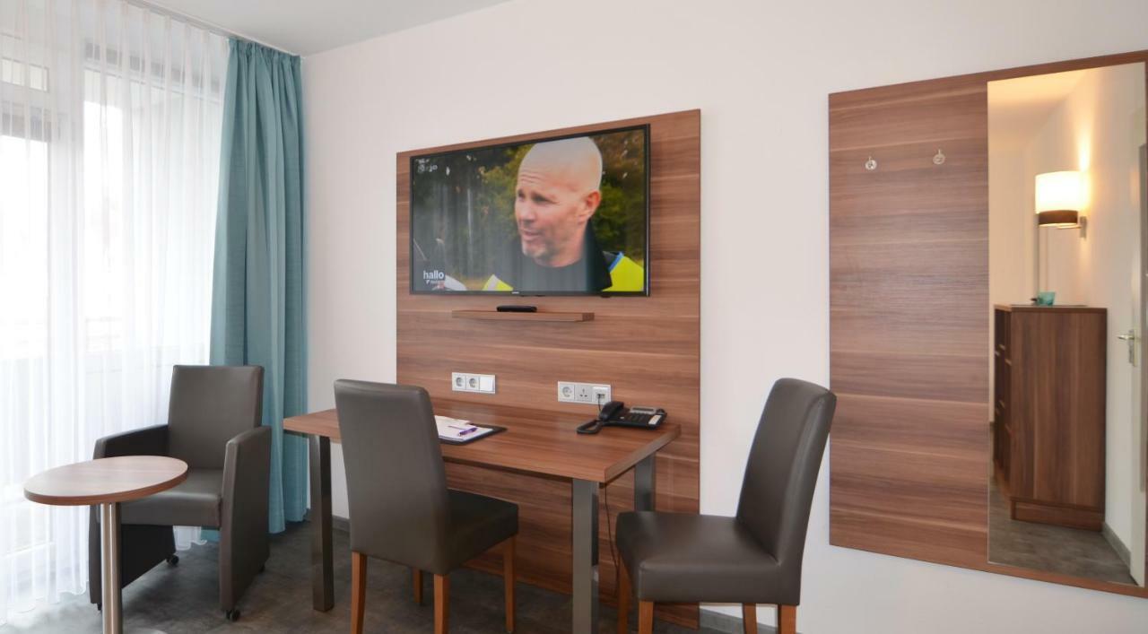 Neu Heidelberg - Guesthouse & Apartments Екстер'єр фото