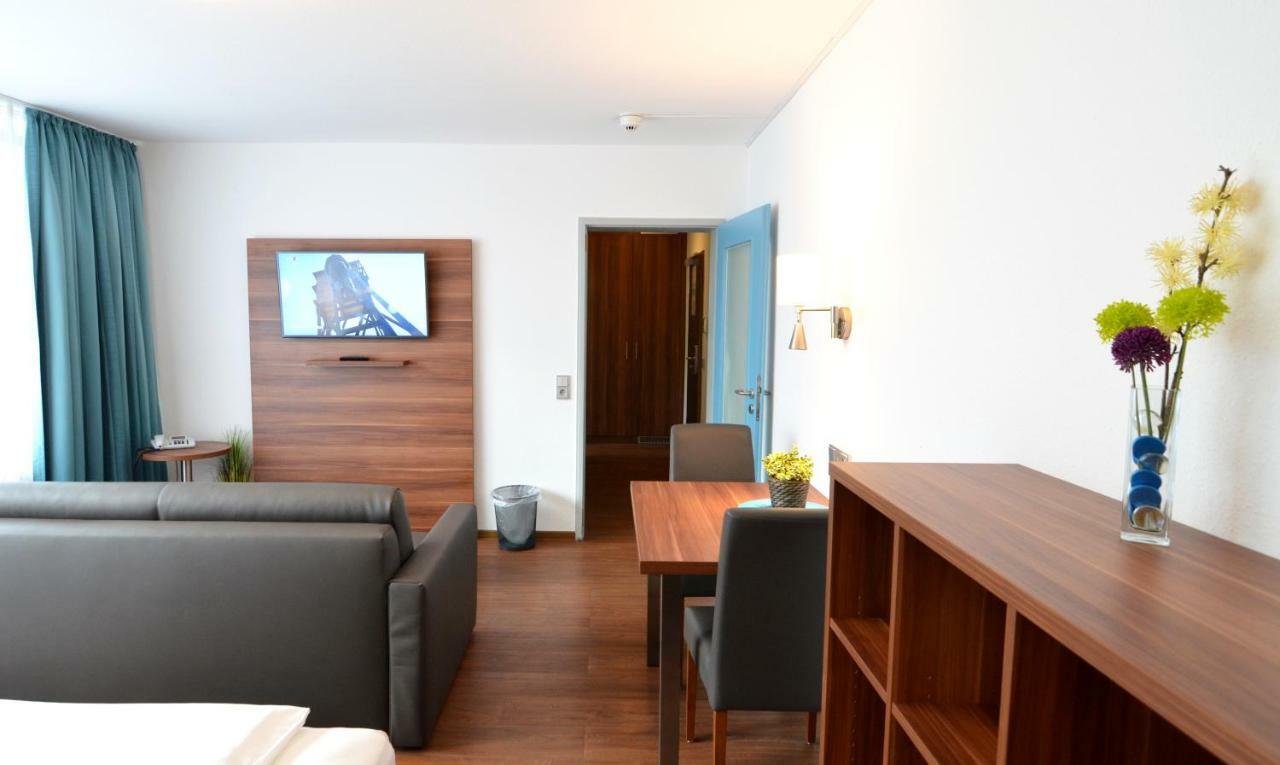 Neu Heidelberg - Guesthouse & Apartments Екстер'єр фото