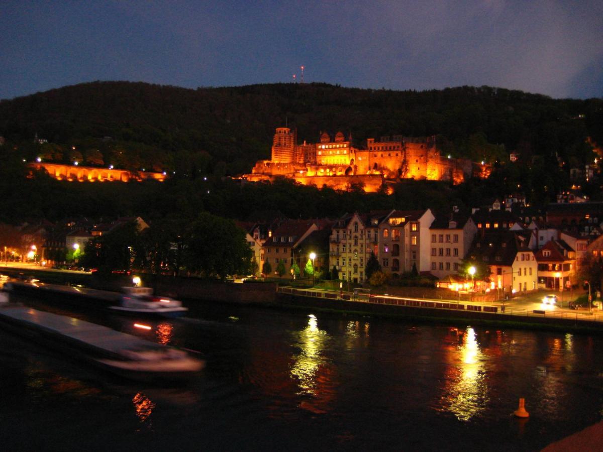 Neu Heidelberg - Guesthouse & Apartments Екстер'єр фото