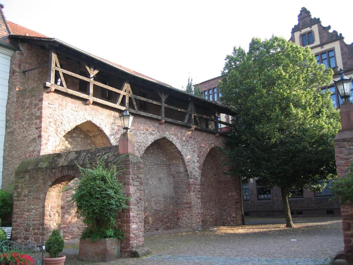 Neu Heidelberg - Guesthouse & Apartments Екстер'єр фото